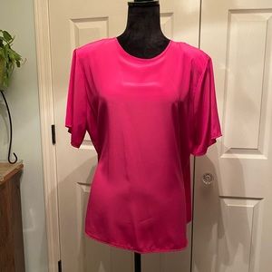 217.  KATHIE LEE PLUS 16W hot pink.